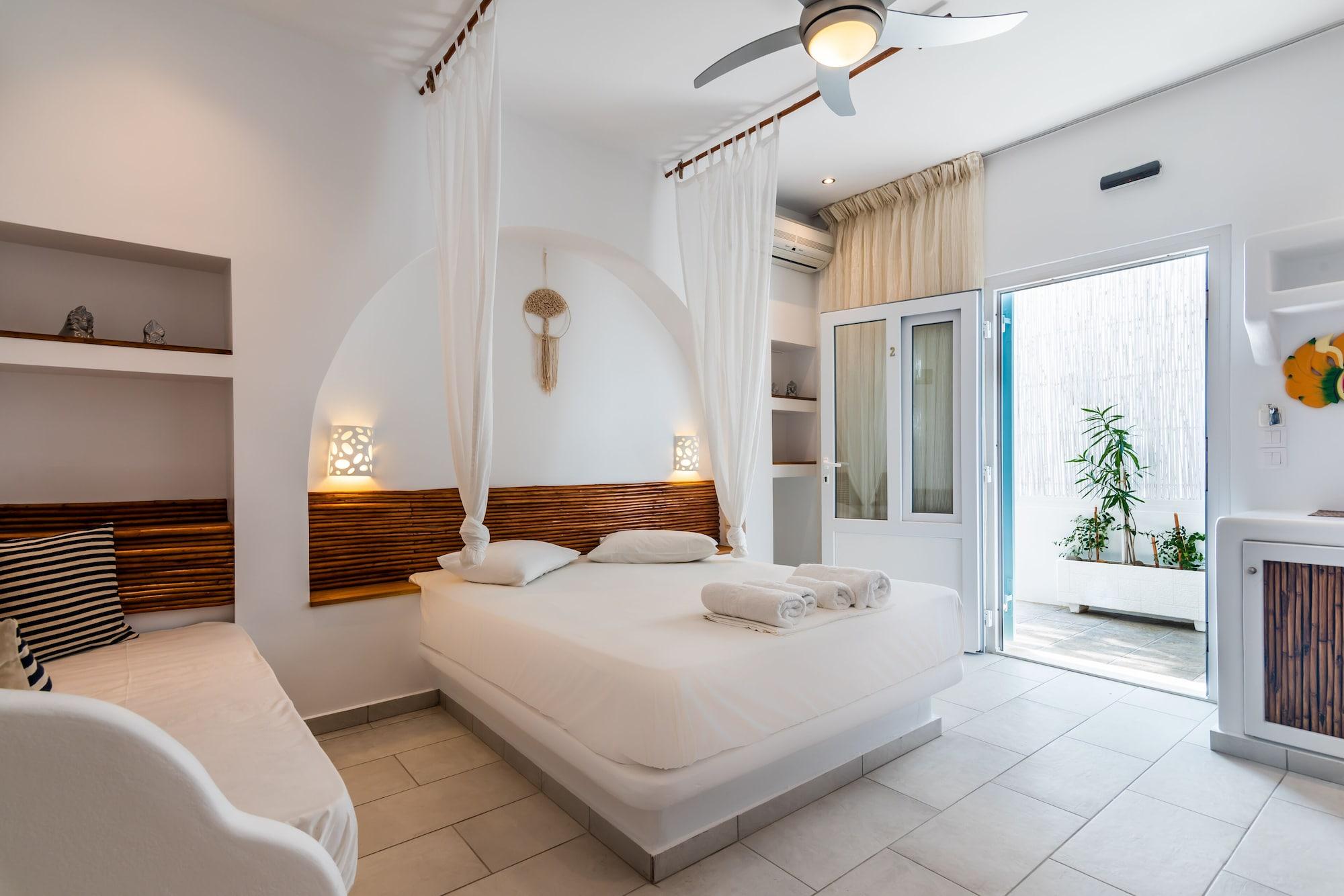 Niki Savvas Studio & Suites 阿波罗尼亚 外观 照片