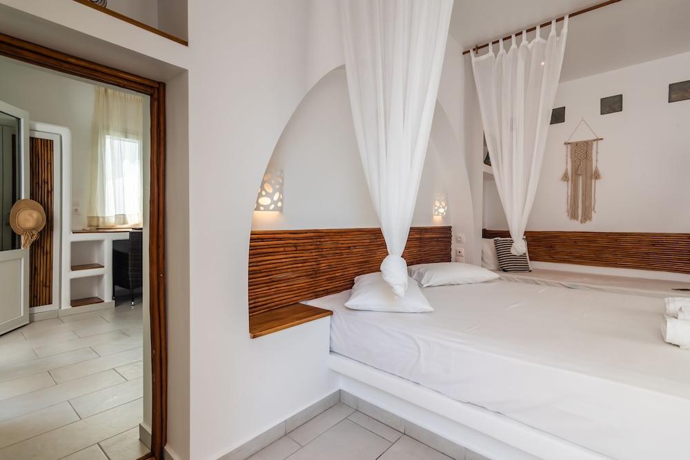 Niki Savvas Studio & Suites 阿波罗尼亚 外观 照片